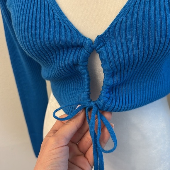NWT Zara Blue Ruched Cut Out Knit Top - Picture 3 of 14